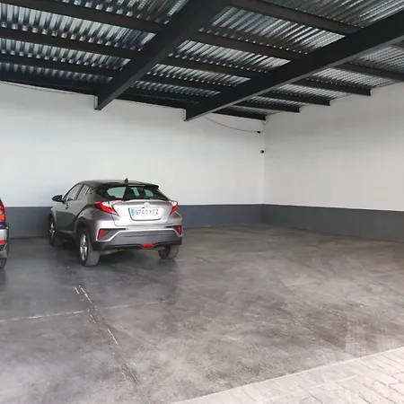 펜션 Casa Piramide 1 Terraza Y Parking Privado 이코드레로스비노스